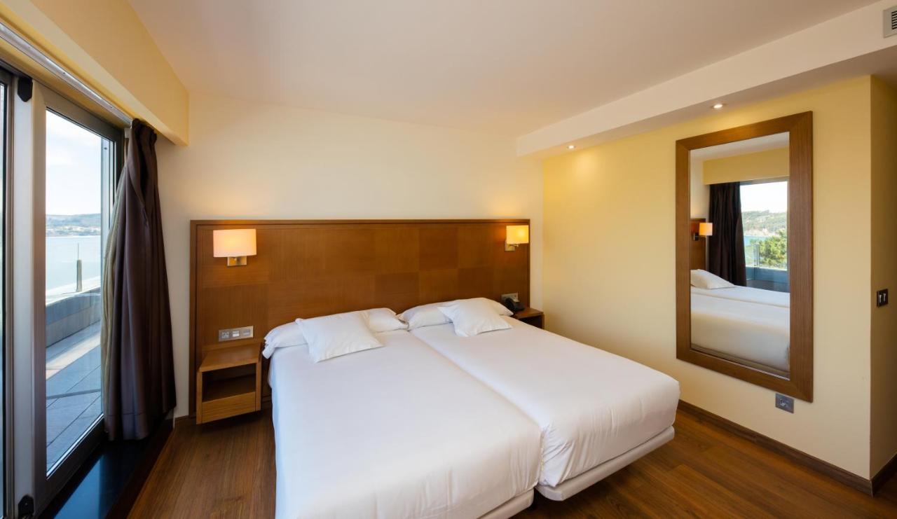 Hotel Thalasso Cantabrico Las Sirenas 4 Superior Viveiro Buitenkant foto