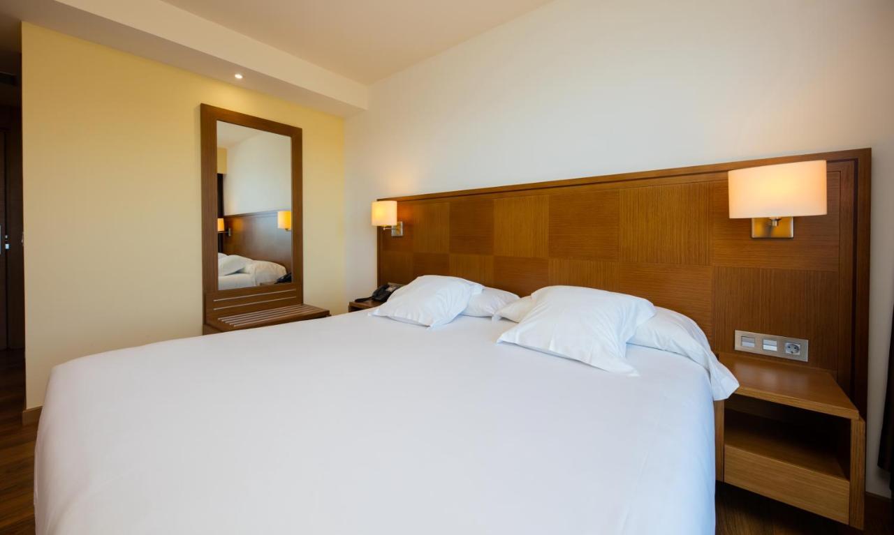 Hotel Thalasso Cantabrico Las Sirenas 4 Superior Viveiro Buitenkant foto