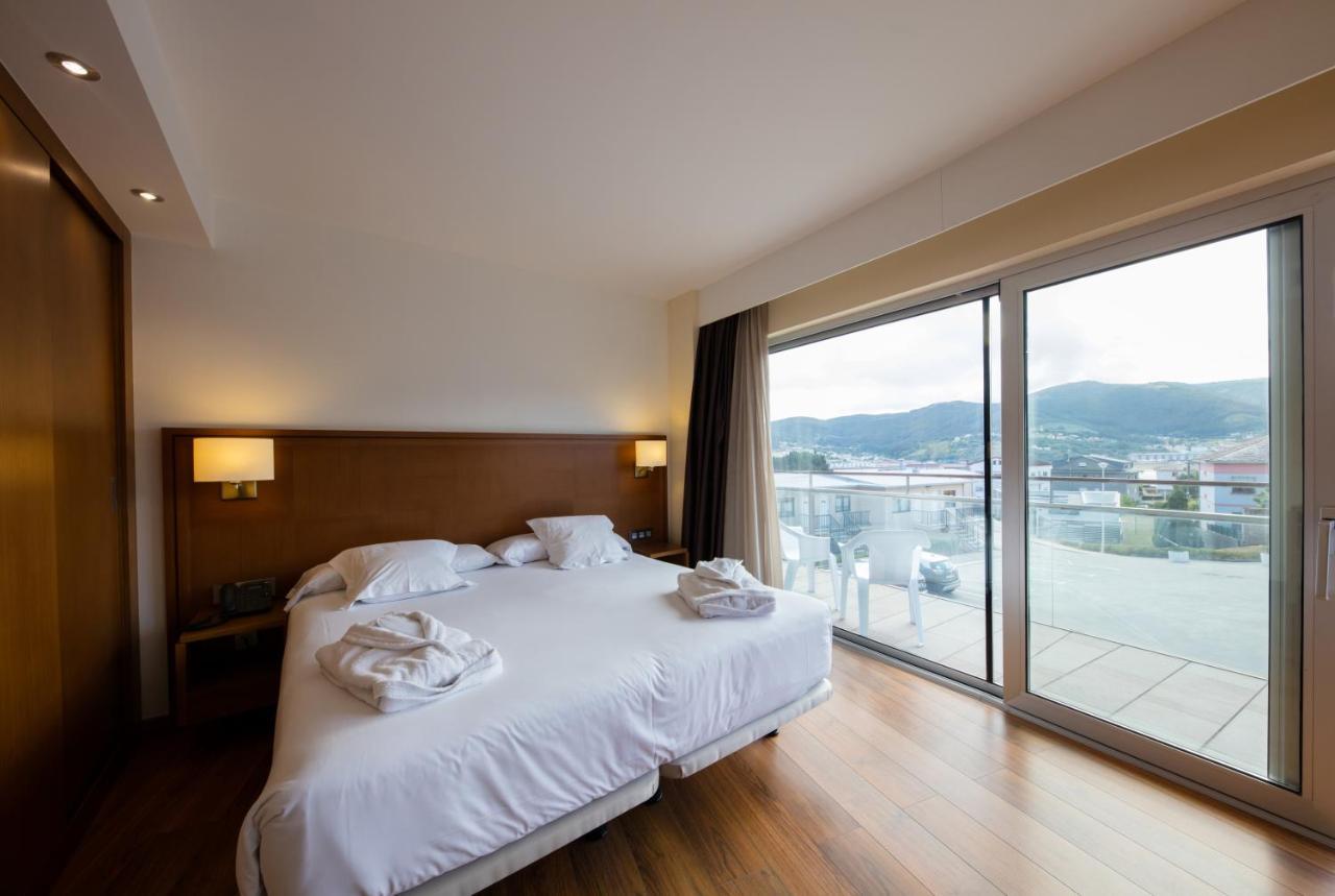 Hotel Thalasso Cantabrico Las Sirenas 4 Superior Viveiro Buitenkant foto
