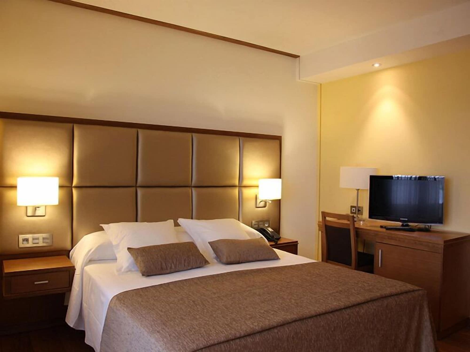 Hotel Thalasso Cantabrico Las Sirenas 4 Superior Viveiro Buitenkant foto