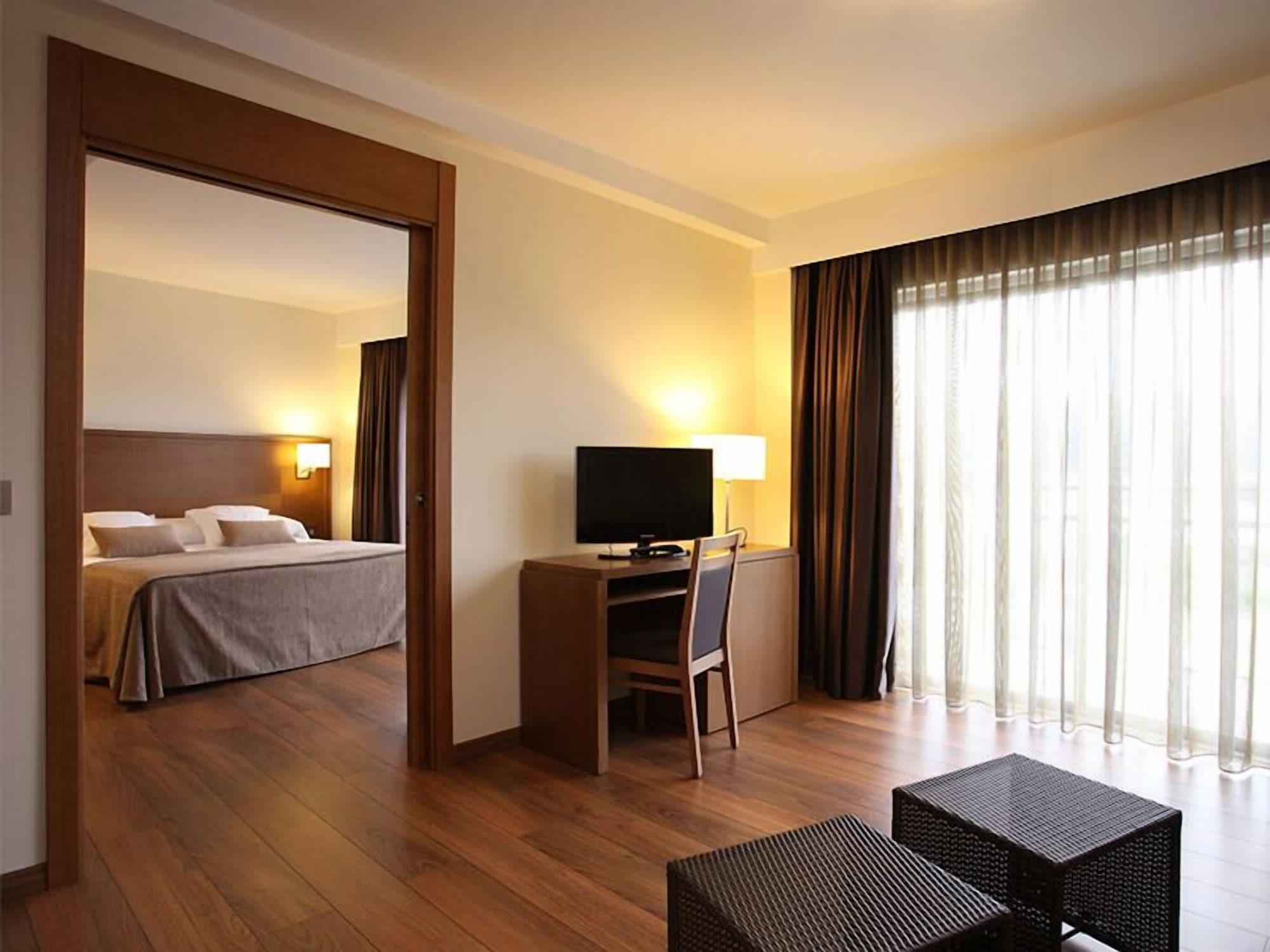Hotel Thalasso Cantabrico Las Sirenas 4 Superior Viveiro Buitenkant foto