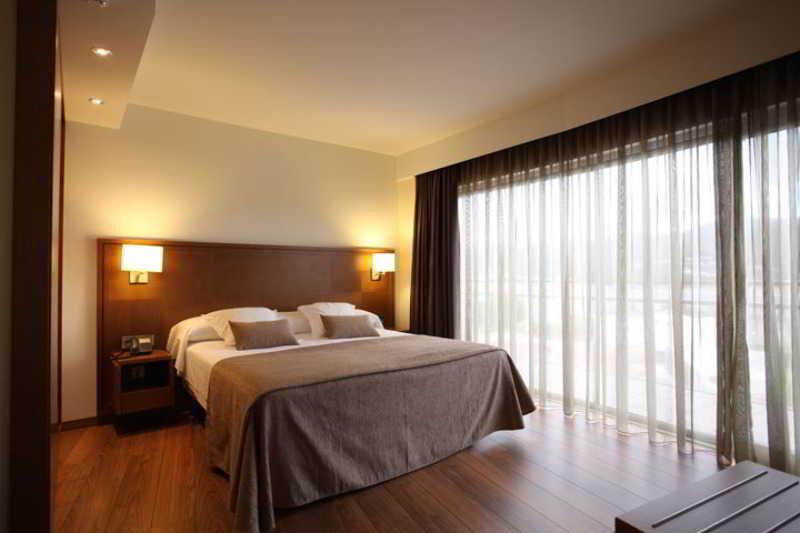 Hotel Thalasso Cantabrico Las Sirenas 4 Superior Viveiro Buitenkant foto